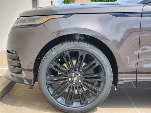 New 2026 Land Rover Range Rover Velar Dynamic SE AWD/4WD image 6