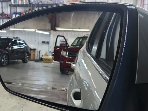 Used 2020 Ford EcoSport Titanium AWD/4WD image 9