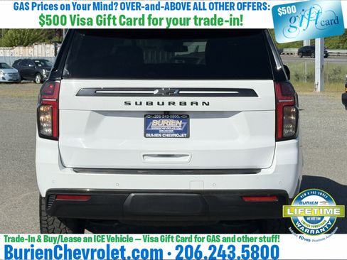 Used 2022 Chevrolet Suburban Z71 w/ Luxury Package AWD/4WD image 4