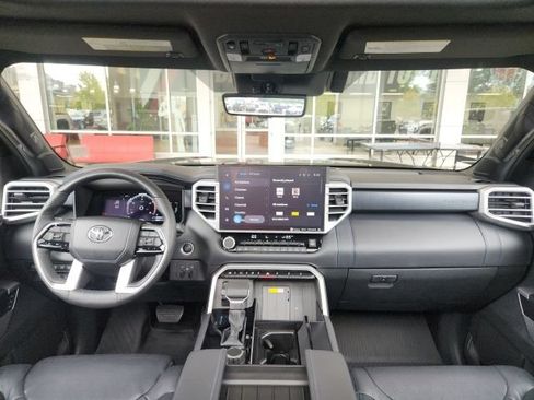 Used 2024 Toyota Tundra Platinum AWD/4WD image 23