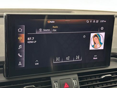 Used 2023 Audi SQ5 Prestige w/ Prestige Package image 17