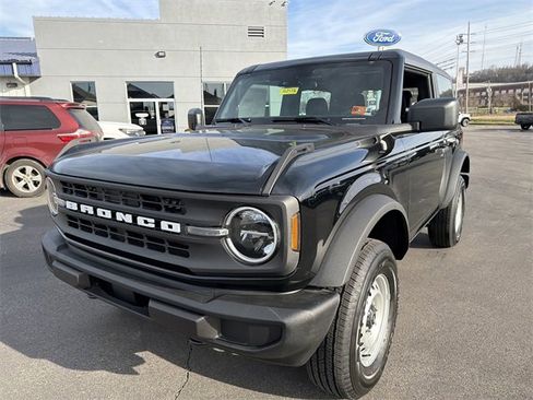 New 2025 Ford Bronco 2-Door image 10