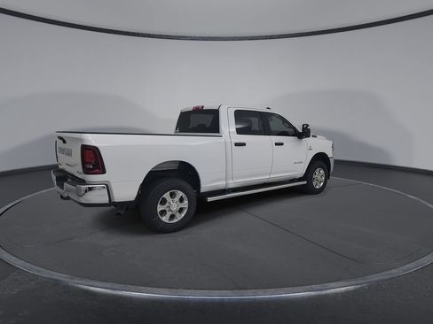 New 2026 RAM 2500 Big Horn AWD/4WD image 15