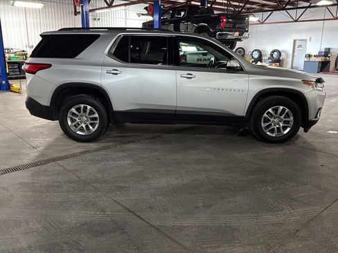 Used 2020 Chevrolet Traverse LT w/ LPO, Cargo Package image 5