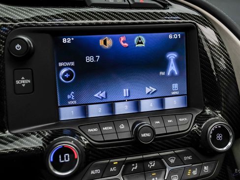 Used 2015 Chevrolet Corvette Z06 w/ 3LZ Preferred Equipment Group image 81