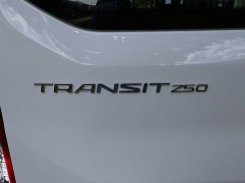 Used 2024 Ford Transit 250 Low Roof w/ Exterior Upgrade Package RWD image 27