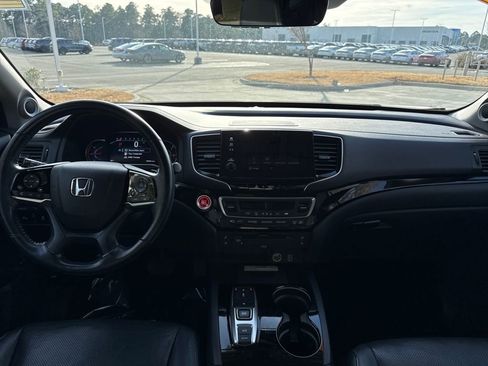 Used 2019 Honda Pilot Elite image 16
