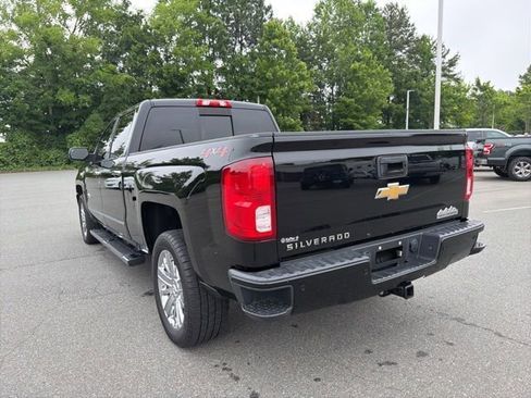 Used 2018 Chevrolet Silverado 1500 High Country AWD/4WD image 3