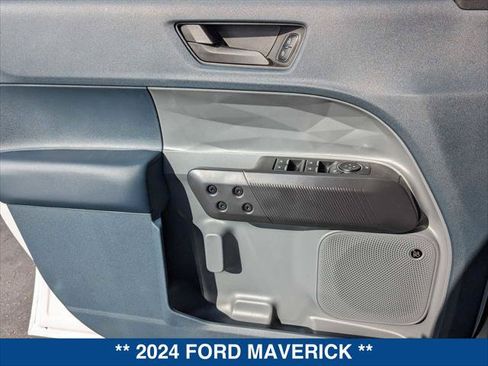 New 2024 Ford Maverick Tremor w/ Tremor Off-Road Package AWD/4WD image 10