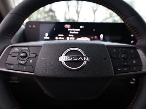 New 2026 Nissan Sentra SR image 9