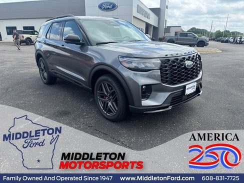 New 2026 Ford Explorer ST-Line w/ ST-Line Street Pack AWD/4WD image 1
