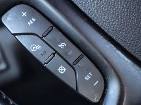 Used 2017 Buick Enclave Premium image 26