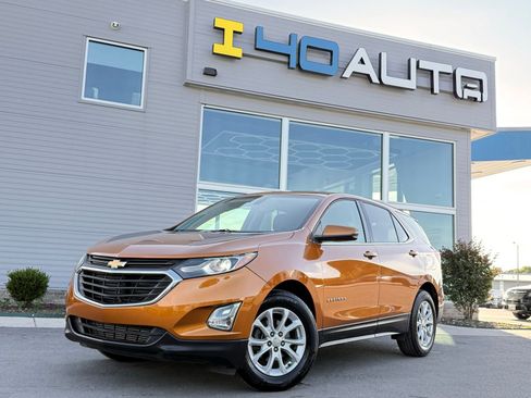 Used 2018 Chevrolet Equinox LT FWD image 1