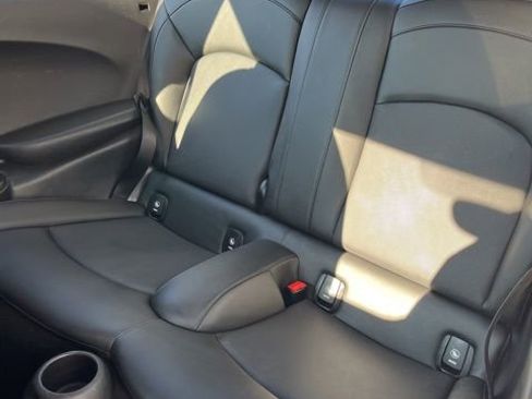 Used 2019 MINI Cooper 2-Door Hardtop image 27