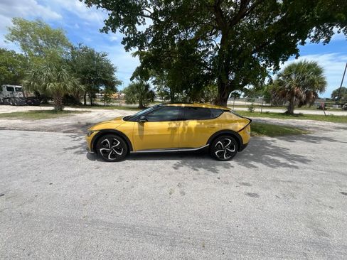 Used 2022 Kia EV6 GT-Line w/ First Edition Package AWD/4WD image 2