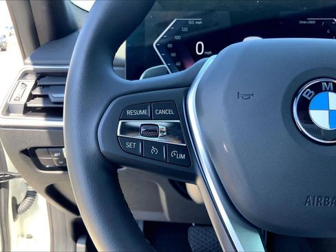 Used 2023 BMW 330i Sedan w/ Convenience Package image 21