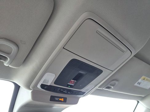 Used 2025 Honda Accord LX image 34