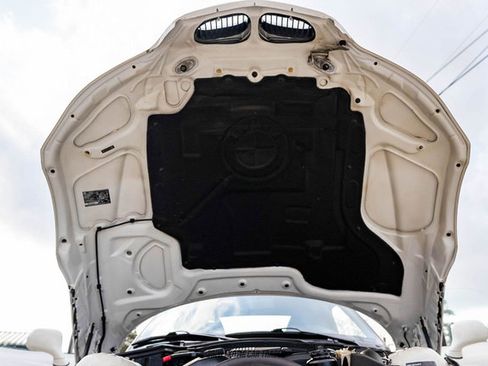 Used 2000 BMW Z3 2.5i image 42