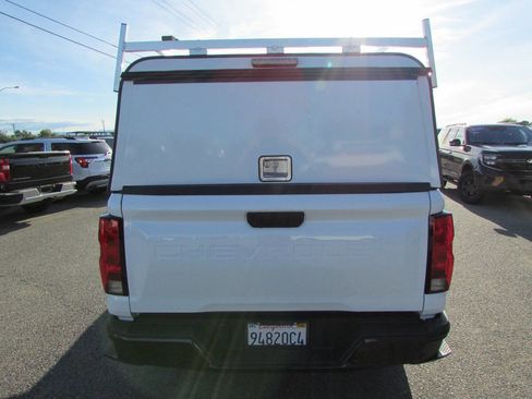 Used 2024 Chevrolet Colorado W/T w/ Safety Package RWD image 7