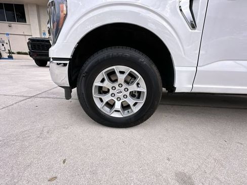 Used 2023 Ford F150 XLT AWD/4WD image 2