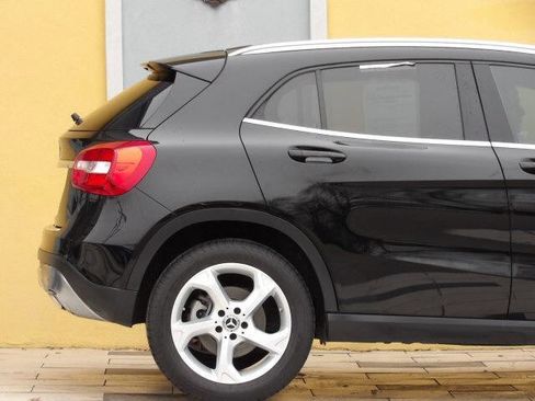 Used 2018 Mercedes-Benz GLA 250 image 5