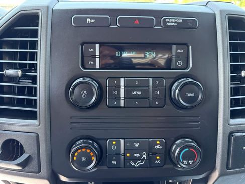 Used 2018 Ford F250 XL w/ Power Equipment Group RWD image 16