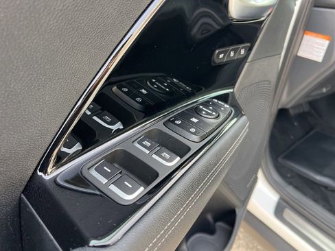 Certified 2020 Kia Niro EX Premium image 10