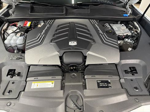 Used 2022 Lamborghini Urus image 27