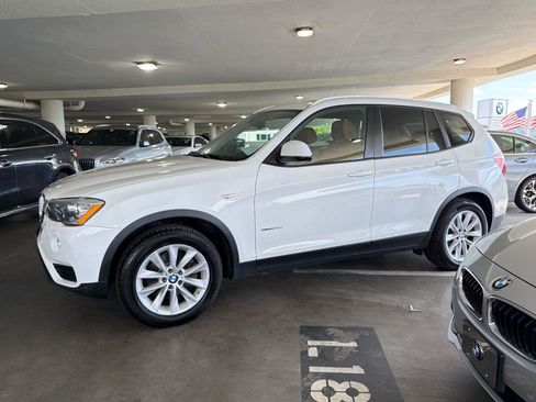 Used 2016 BMW X3 xDrive28i AWD/4WD image 12