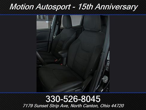 Used 2017 Jeep Renegade Altitude AWD/4WD image 23