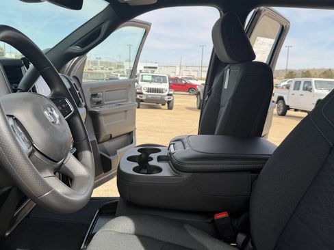 New 2026 RAM 2500 Tradesman image 18