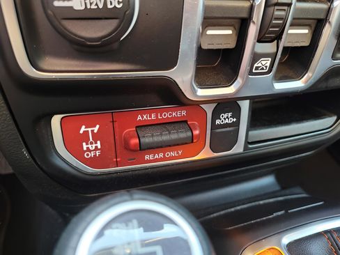 Used 2022 Jeep Gladiator Mojave w/ LED Lighting Group image 22