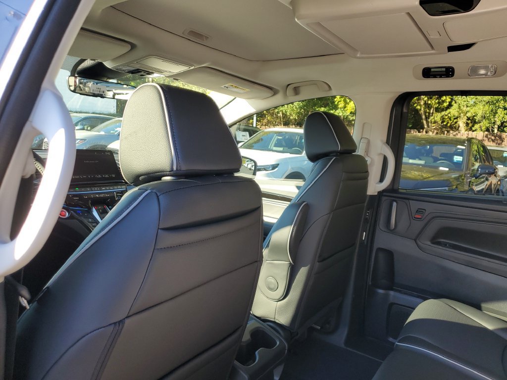 New 2027 Honda Odyssey Elite image 11