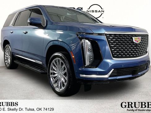 Used 2026 Cadillac Escalade 4WD image 1