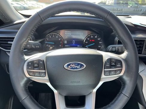Certified 2023 Ford Explorer XLT w/ Equipment Group 202A AWD/4WD image 22