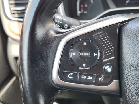 Used 2018 Honda CR-V Touring image 28