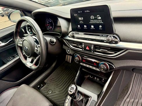 Used 2020 Kia Forte GT image 31