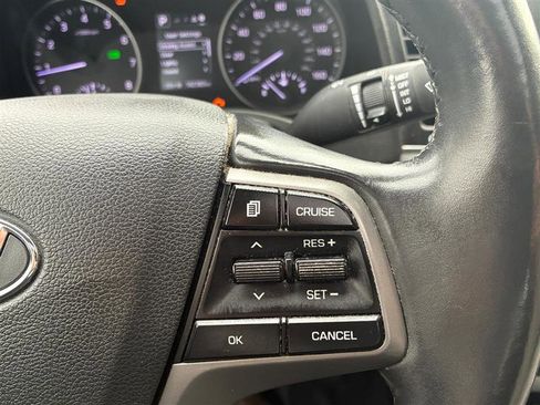 Used 2018 Hyundai Elantra Value Edition image 17