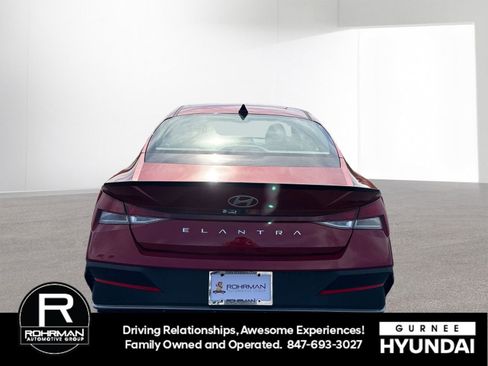 New 2025 Hyundai Elantra Sport w/ Cargo Package image 9