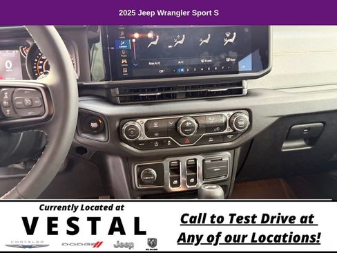 Used 2025 Jeep Wrangler Sport AWD/4WD image 10