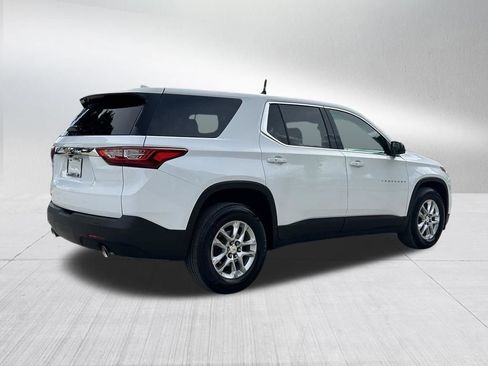 Used 2021 Chevrolet Traverse LS FWD image 5