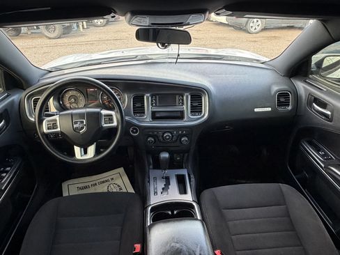 Used 2014 Dodge Charger SE RWD image 12