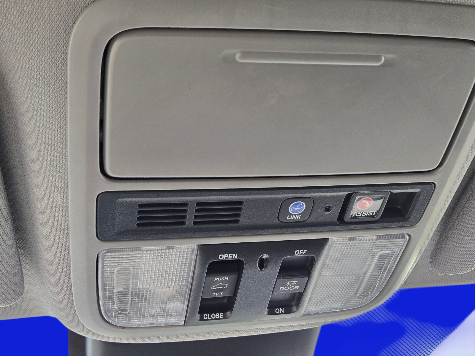 Used 2023 Honda Odyssey Touring image 32