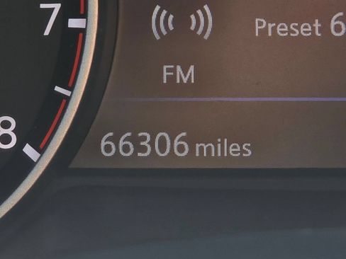 Used 2019 Nissan Maxima 3.5 SV w/ Floor Mat Group FWD image 27