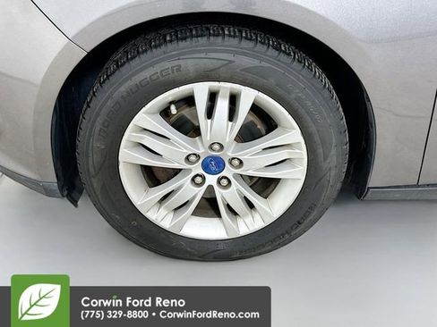 Used 2012 Ford Focus SEL image 27