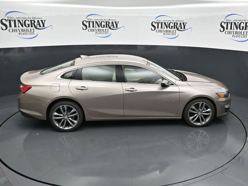 Used 2024 Chevrolet Malibu LT image 16