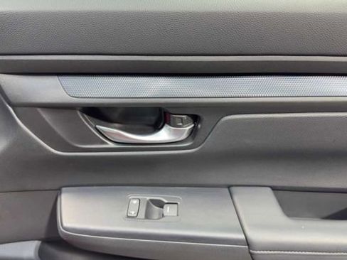Used 2023 Honda CR-V LX image 12