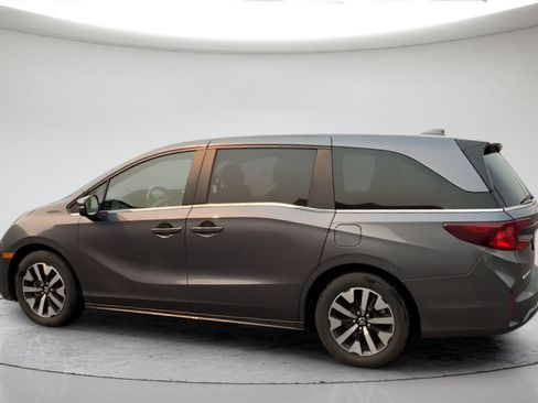 Used 2025 Honda Odyssey EX-L image 8