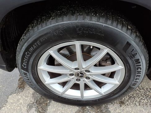 Used 2025 Mercedes-Benz GLE 350 4MATIC image 9