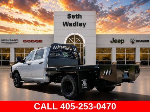 Used 2024 RAM 3500 Tradesman w/ Chrome Appearance Group AWD/4WD image 5